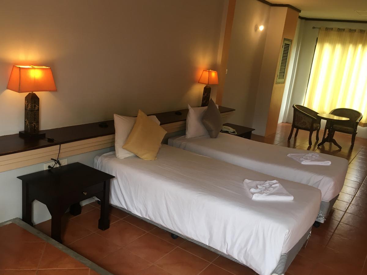 Circle Phuket Resort & Spa 카말라 비치 외부 사진