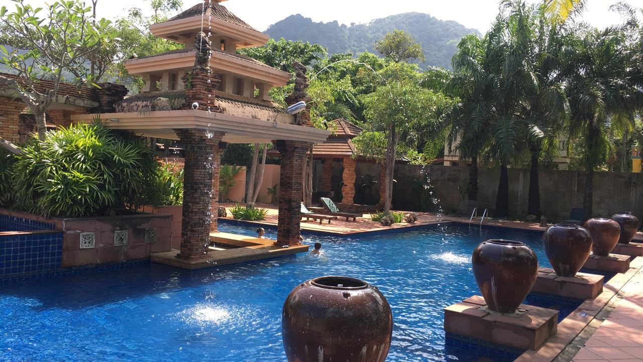 Circle Phuket Resort & Spa 카말라 비치 외부 사진